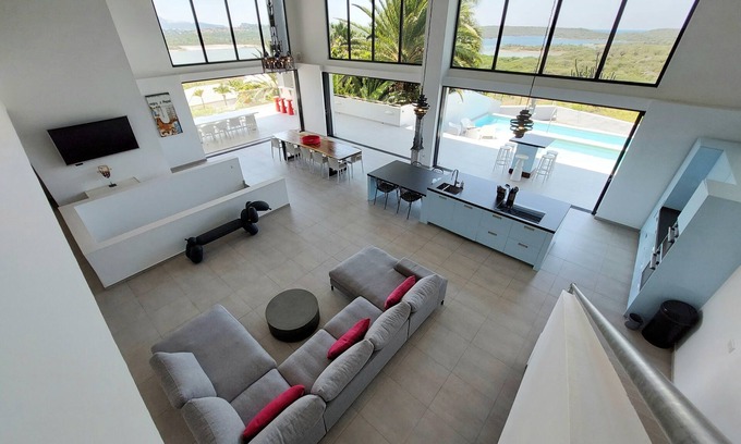 Willemstad Villa | Stunning villa with a spectacular view!