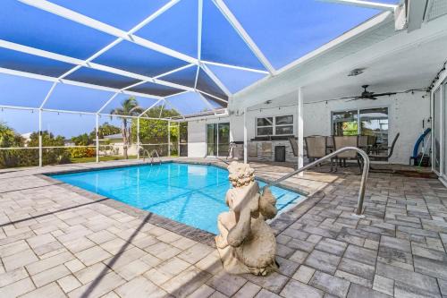 Port Charlotte House | Stunning Waterfront Home - Villa Harbour Hideaway - Roelens