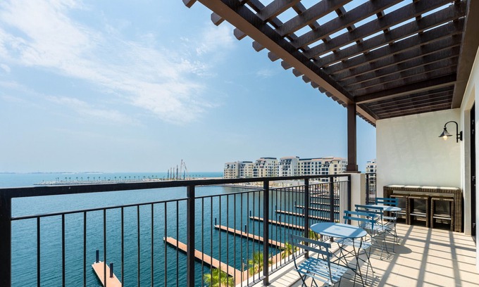 Dubai Apartment | Stunning Waterfront Apt w/ Open Sea Vws in La Mer