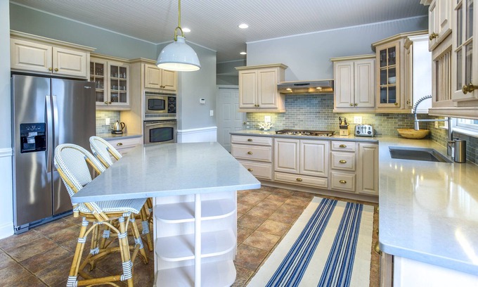 Cambridge House | Stunning Waterfront Maryland Eastern Shore Home with In-Ground Pool and Hot Tub