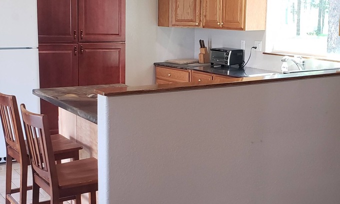 Roubaix Cabin | Sturgis rally rental available Cozy 1-bedroom 1 bath cabin in Nemo