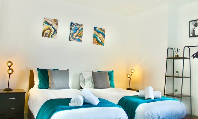 Hemel Hempstead Apartment | Stylish 1-Bed Apartment in Hemel Hempstead