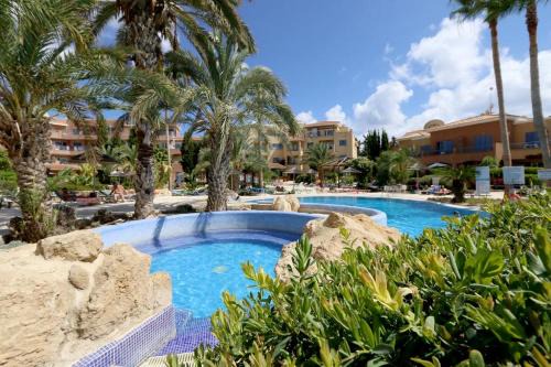 Paphos Apartment | Stylish 1 bedroom apartment in Limnaria Gardens