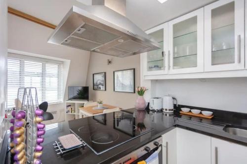 Northcote Apartment | Stylish 1 Bedroom Apartment Near Northcote Road