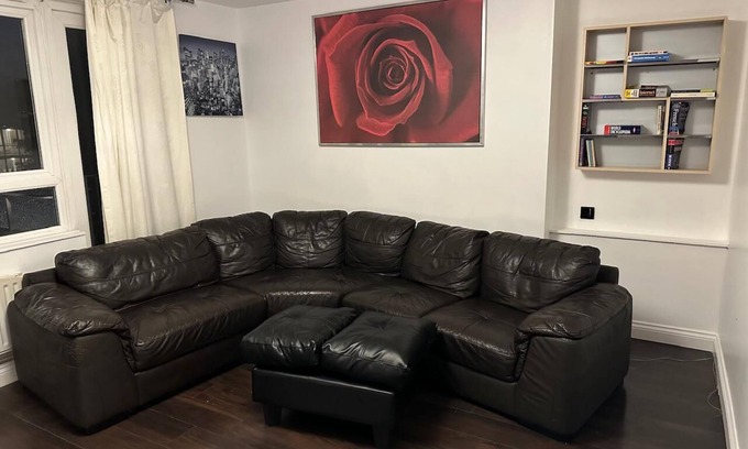 Crystal Palace Apartment | Stylish 1BR Apt w/Fireplace & High-Speed WiFi