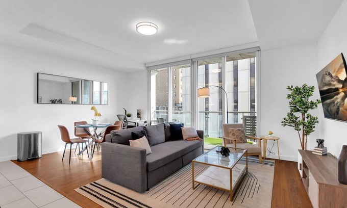 Downtown Tulsa Apartment | Stylish 1BR Retreat + Gym Near Downtown Tulsa