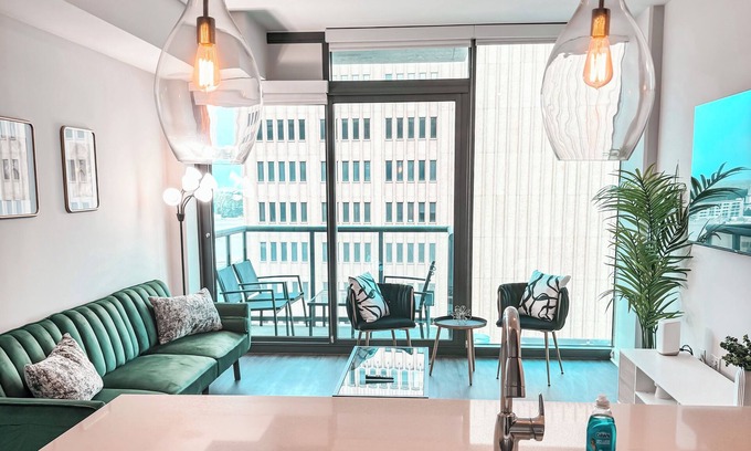 North Buckhead Apartment | Stylish 1BR Unit - Stunning Views - Prime Buckhead Location