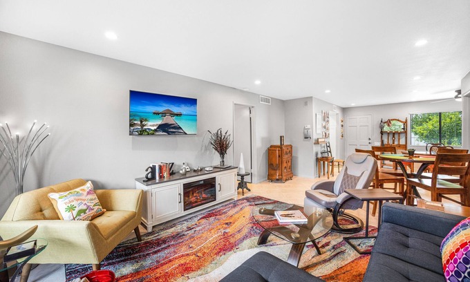 Canyon Corridor Condo | Stylish 2/2 Ground Level Condo in South Palm Springs