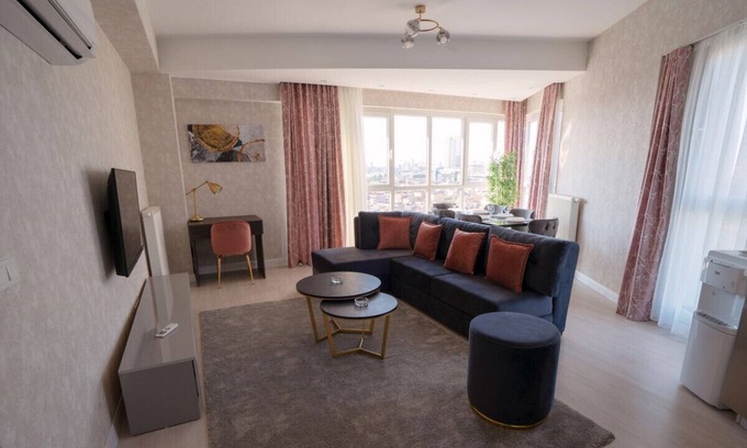 Mahmutbey Apartment | Stylish 2-bedroom apartment near Mall of Istanbul
