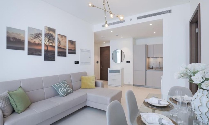 Dubai Apartment | Stylish 2 bedroom apartment in Sobha Hartland