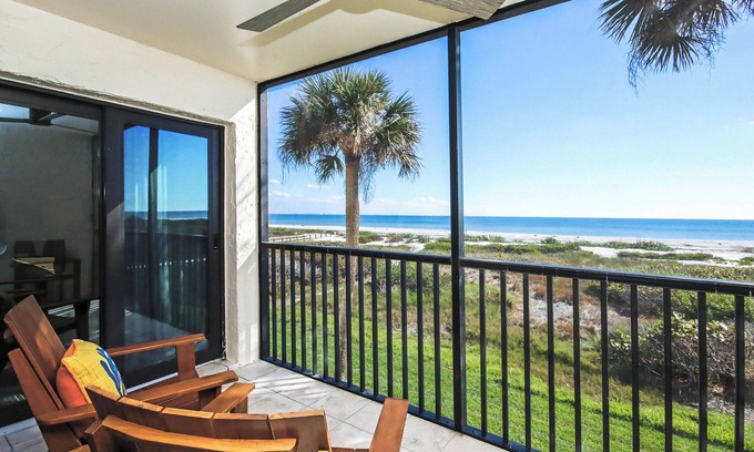 Sanibel Condo | Stylish 2BR Sanibel Condo With Amazing Beach Views - Sandalfoot 5C2