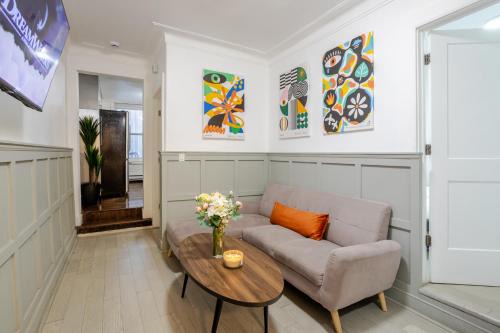 Sainte-Marie Apartment | Stylish 3BR in Montreal Village