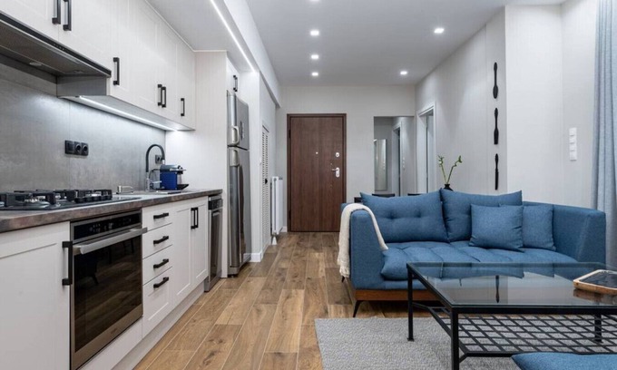 Athens City Centre Apartment | Stylish Abode Under Acropolis W/Sunny Courtyard!