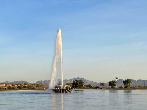 Fountain Hills House | Stylish and Prestigious - 2 Bed, 2 Bath On The Avenue