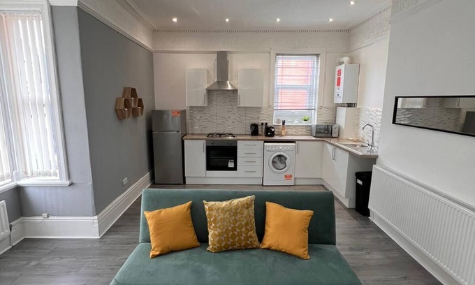 Fenham Apartment | Stylish apartment, free parking