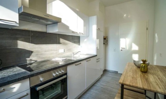 Zentrum-Ost Apartment | ***Stylish apartment at the Main Station / 2 BR / up to 5 Pers.***