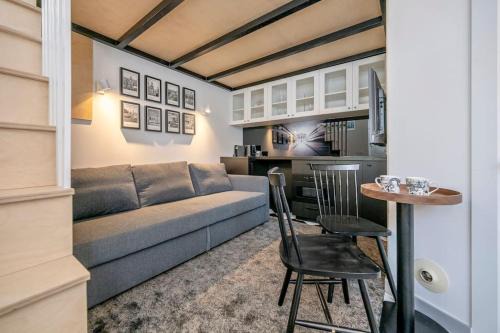 Old Town Apartment | Stylish Apartment in Vilnius Old Town/URBAN RENT