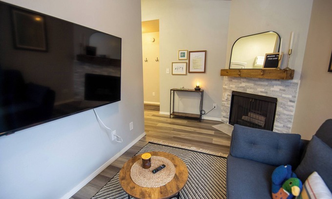 North Star Apartment | Stylish Apartment on the Chester Creek Trail