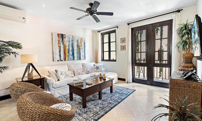 Las Catalinas House | Stylish Beach-Themed Condo with Two Bedrooms and Lovely Ocean Views