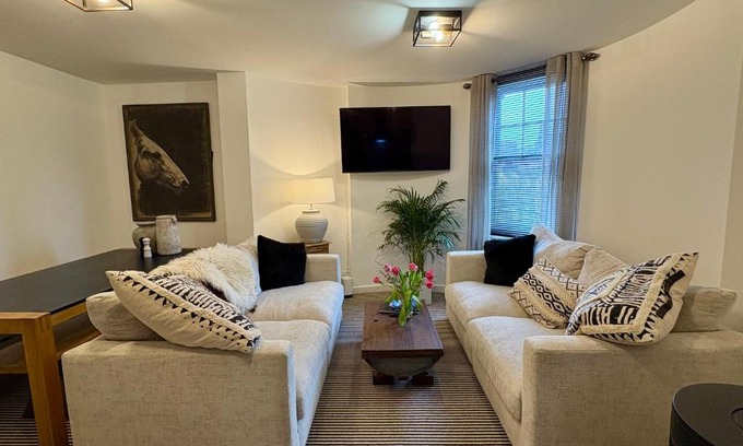 Bristol City Centre Apartment | Stylish central apartment