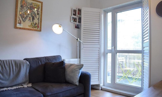 Belsize Park Apartment | Stylish Central London 1 Bedroom Apartment in Belsize Park