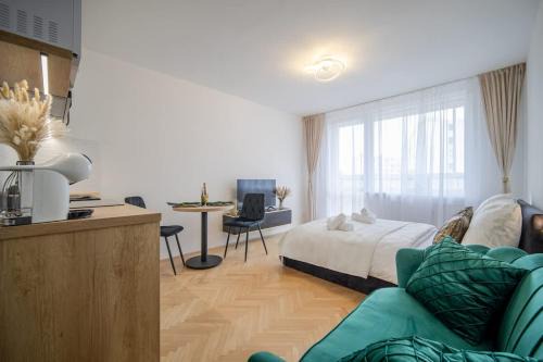 Kosice Old Town Apartment | Stylish City Studio Apartment with Balcony
