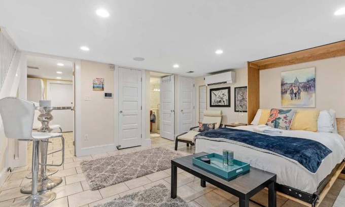 Capitol Hill Apartment | Stylish City Studio in the Heart of Capitol Hill