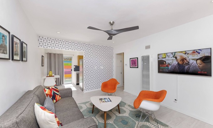 Canyon Corridor Condo | Stylish comfort w/large private patio in South Canyon area of S. Palm Springs!
