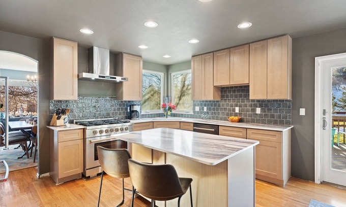 Peregrine House | Stylish, comfy home for Air Force Academy Graduation! 5 bedrooms!