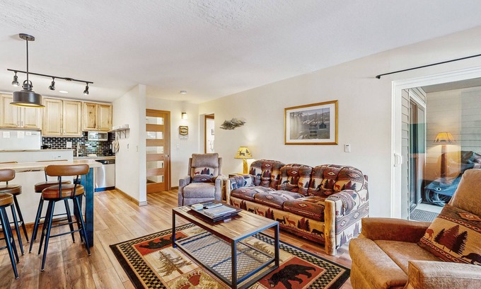 South Lake Tahoe Condo | Stylish Condo - Private Beach Access, Shared Hot Tub, Pools, Marina & Firepit