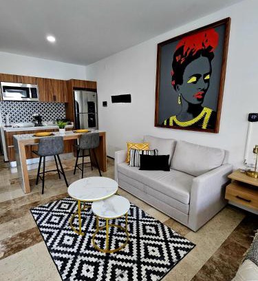 Gonzalo Guerrero Apartment | Stylish Condo with Roof top Ocean views near Mamitas Beach and 5th AVE