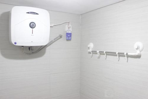 Cimahi Apartment | Stylish & Cozy 2BR at Gateway Pasteur near Pasteur Exit Toll By Travelio