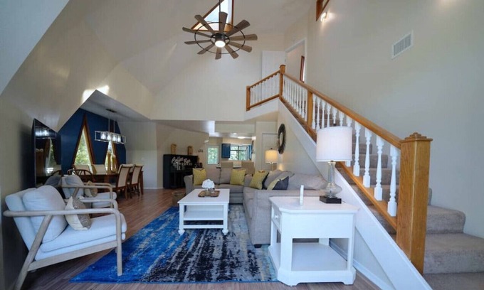 Frankston House | Stylish Dome House in Frankston, TX/Lake Palestine