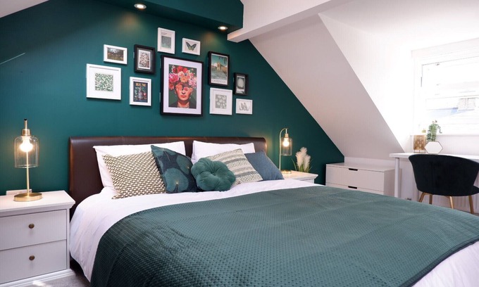 Arbury Apartment | Stylish Duplex Flat in the Centre of Cambridge
