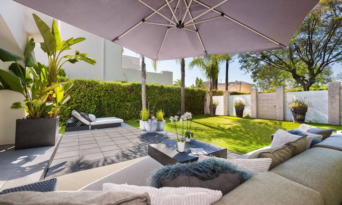 Guadalmina House | Stylish Modern 4 bedroom/4 bathroom villa near the beach in Guadalmina