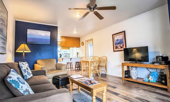 Hood River Condo | Stylish Haven - 1 Bedroom, 2 Bathrooms - Upstairs Condo Blocks From Downtown