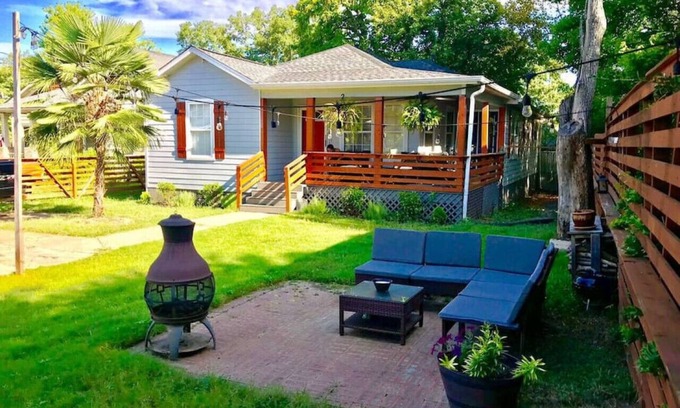 Reynoldstown House | Stylish Home in Atlanta's Trendiest Neighborhood. Walk Everywhere!
