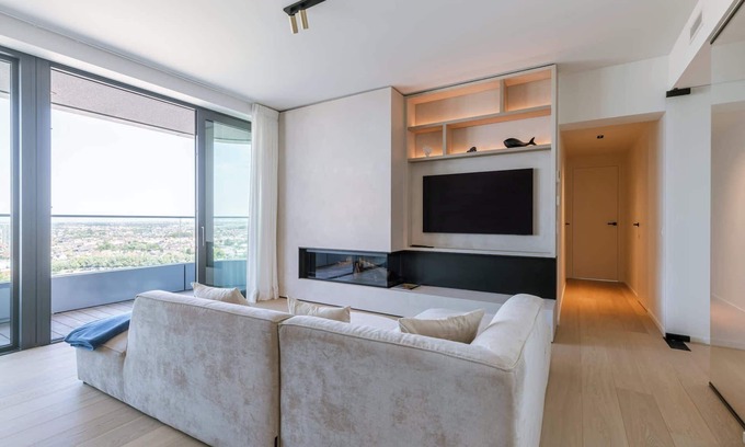 Ostend House | Stylish Home Steps from Oostende Beach