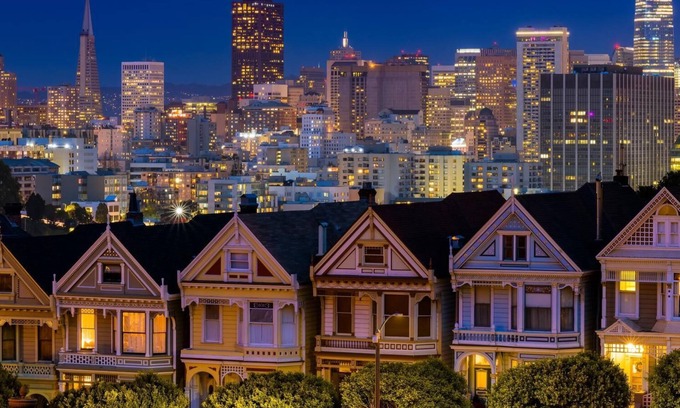 Nob Hill House | Stylish & Modern Nob Hill Getaway w/Rooftop Views
