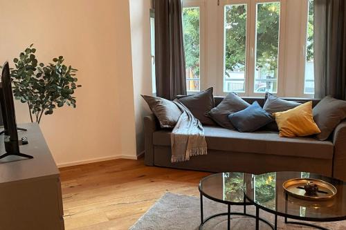 Offenbach am Main Apartment | Stylish oasis central and near Frankfurt and airport