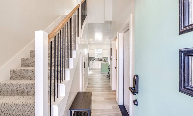 Central Oklahoma City House | Stylish OKC Duplex 2bed 2.5bath Unit B