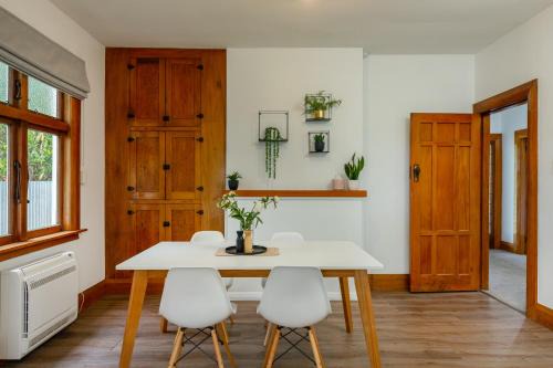 Blenheim House | Stylish on Severne