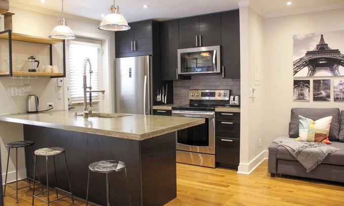 Montreal Apartment | Stylish & Quiet 1-Bedroom | Fast Internet + Home Office + Free Parking