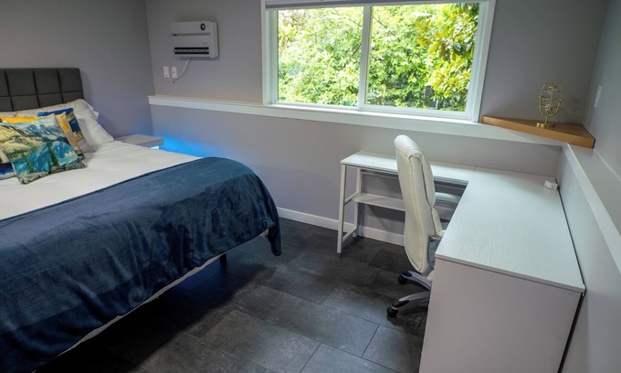 Shoreline Apartment | Stylish Remodeled 2BR Retreat - Near Seattle - Peaceful, Clean, & Modern