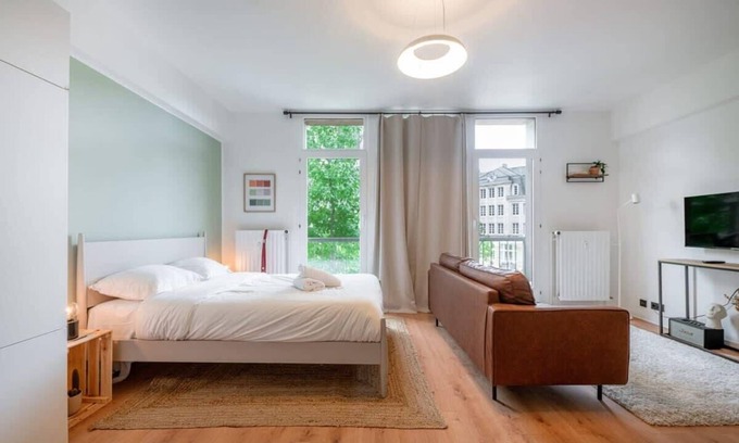 Gare Apartment | Stylish Retreat in Central Luxembourg