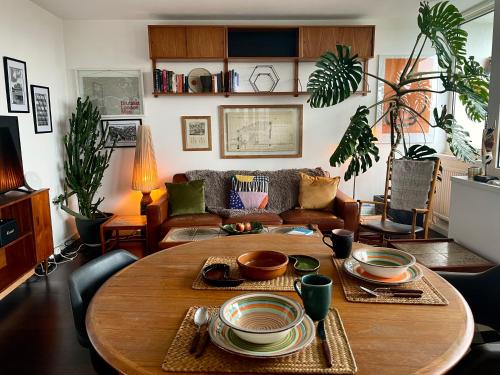 Homerton House | Stylish Room at London Fields with Amazing City View