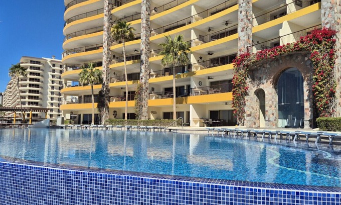 Sandy Beach Apartment | Stylish Sonoran Sky 3 bedroom