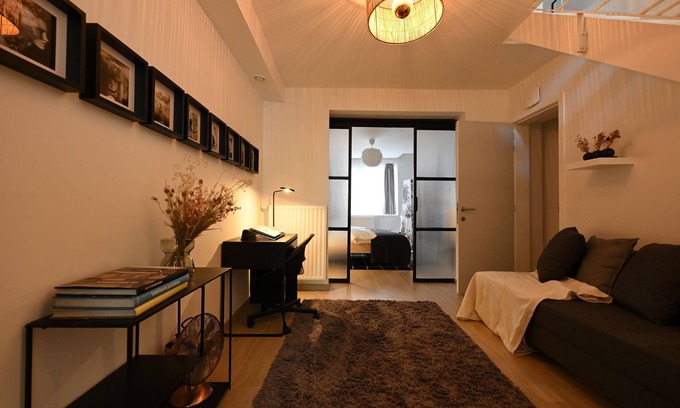 Quartier des Quais - Kaaienwijk Apartment | Stylish Spacious 3 Bedroom Duplex In Brussels | Superb Location