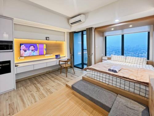 Jakarta Apartment | Stylish Studio SouthGate Apt with Pool, Gym, Netflix by 2ndHome