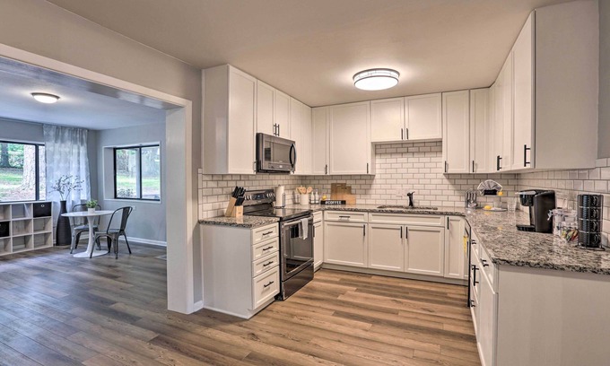 Tallahassee House | Stylish Sunshine State Escape - 2 Mi to FSU!